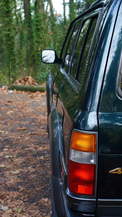 1996 Lexus LX 1st Gen - Image 25 of 31