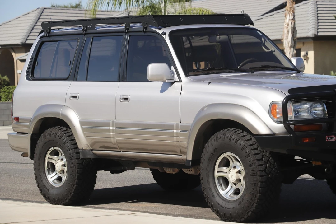 1996 Lexus LX 1st Gen - Image 12 of 31