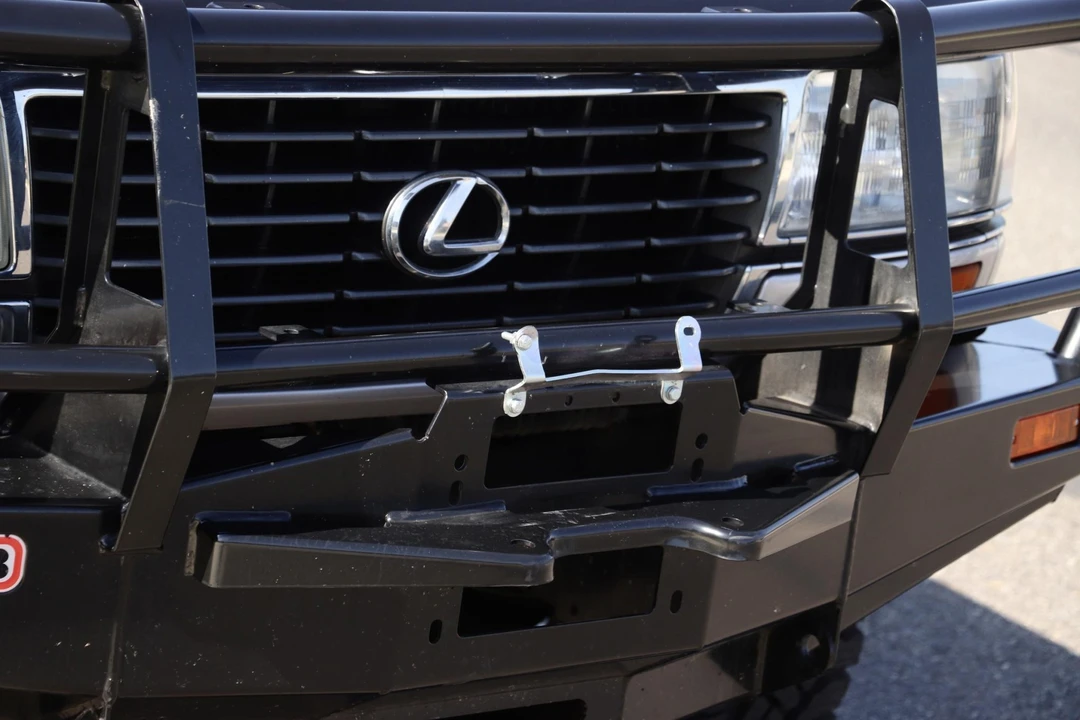 1996 Lexus LX 1st Gen - Image 18 of 31