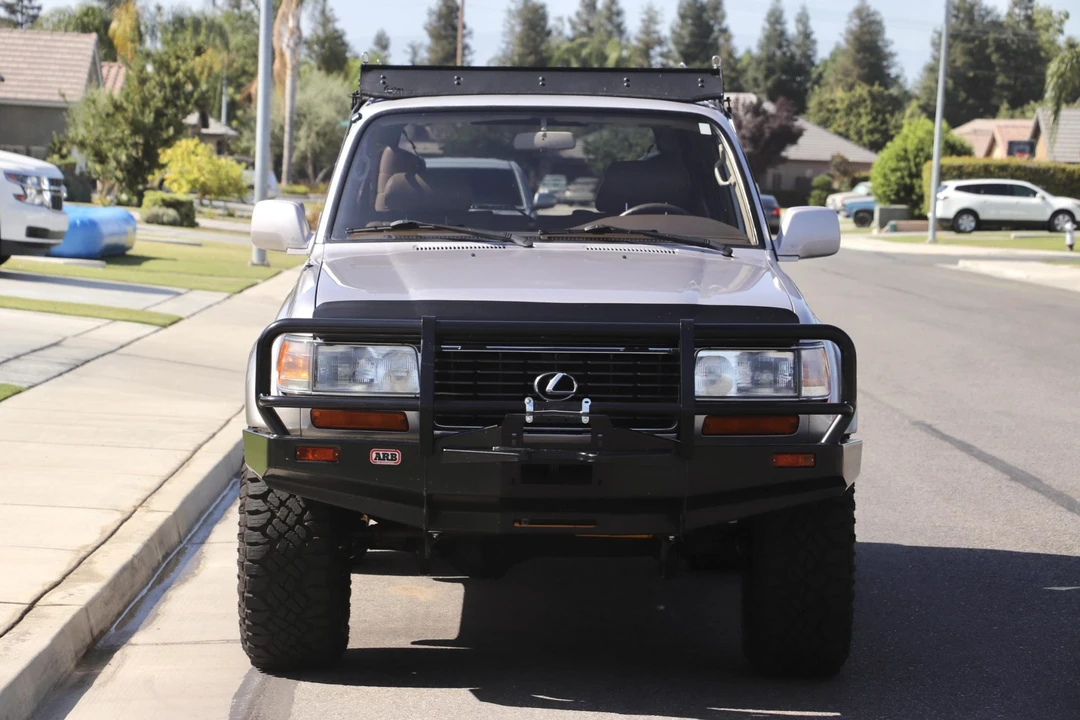 1996 Lexus LX 1st Gen - Image 4 of 31