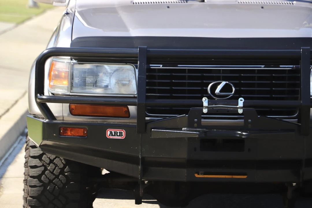 1996 Lexus LX 1st Gen - Image 19 of 31
