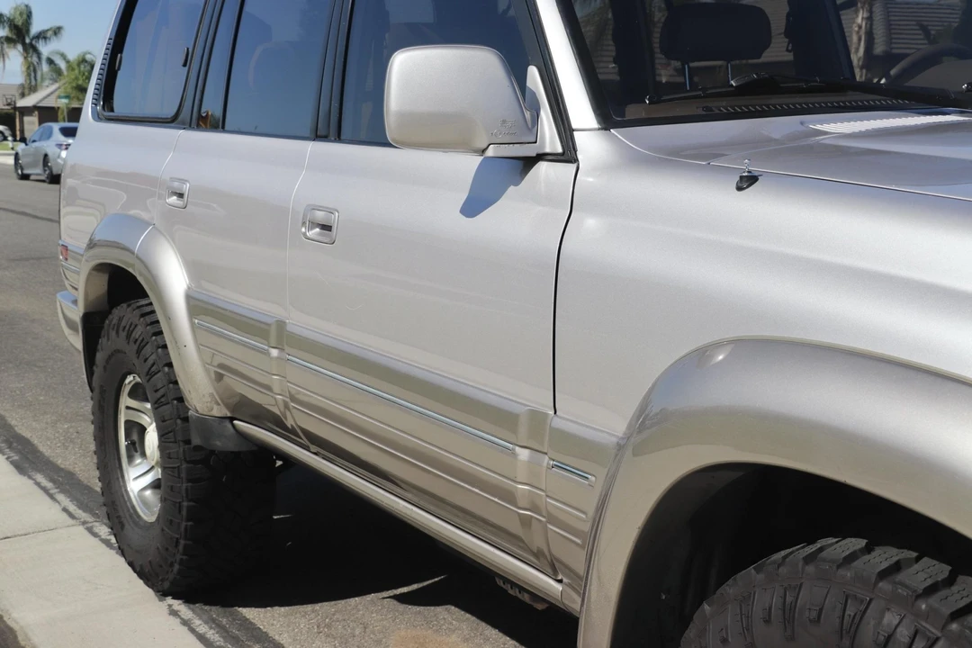 1996 Lexus LX 1st Gen - Image 14 of 31