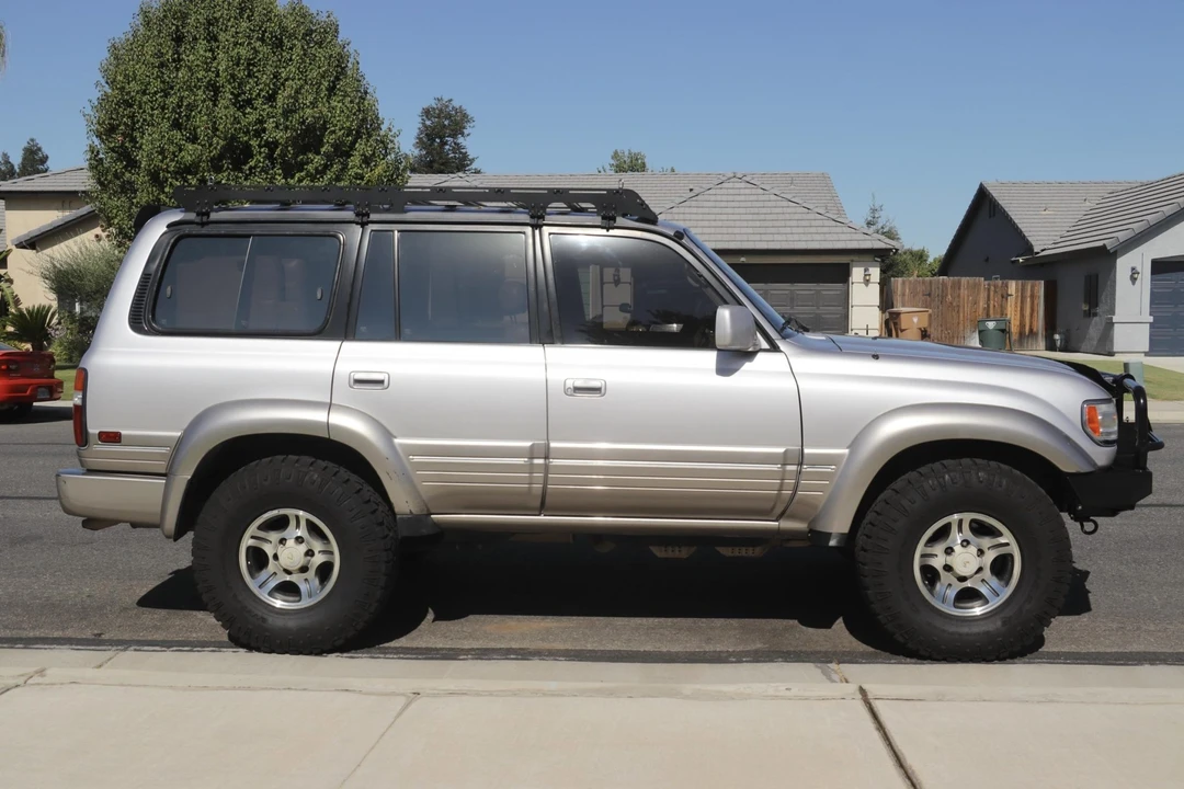 1996 Lexus LX 1st Gen - Image 6 of 31