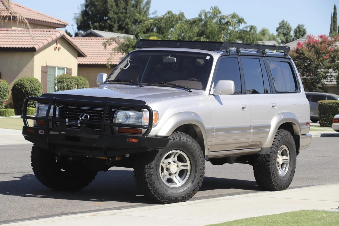 1996 Lexus LX 1st Gen - Image 3 of 31