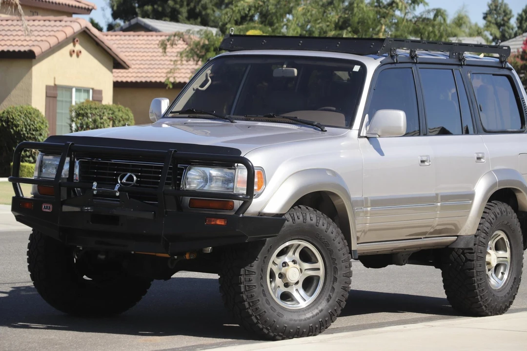 1996 Lexus LX 1st Gen - Image 13 of 31