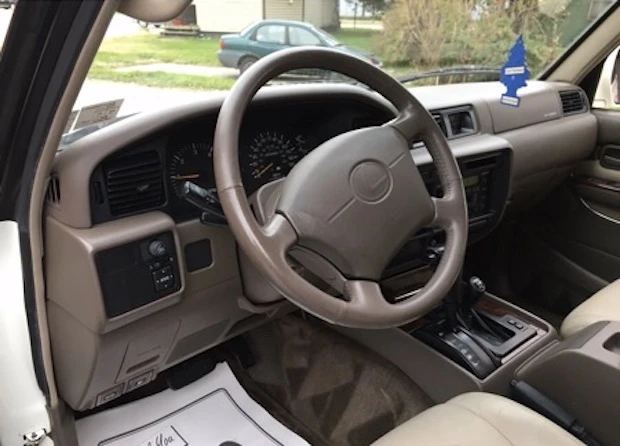 1996 Lexus LX 1st Gen - Image 16 of 31