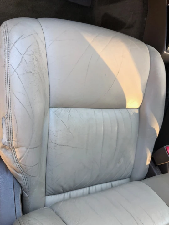 1996 Lexus LX 1st Gen - Image 17 of 31