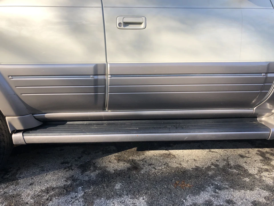 1996 Lexus LX 1st Gen - Image 9 of 31