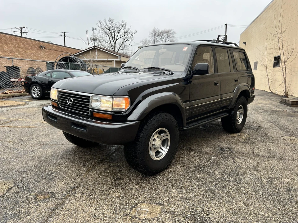 1996 Lexus LX 1st Gen - Image 10 of 31