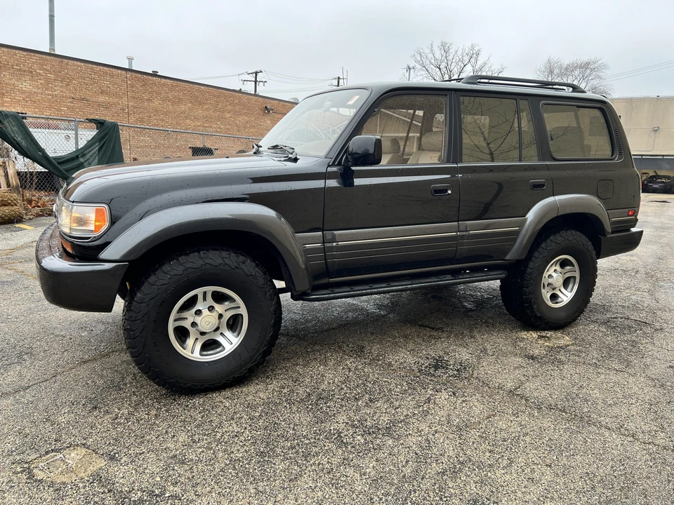1996 Lexus LX 1st Gen - Image 8 of 31