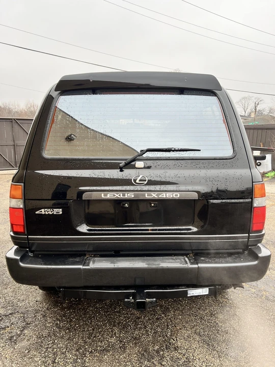 1996 Lexus LX 1st Gen - Image 17 of 31