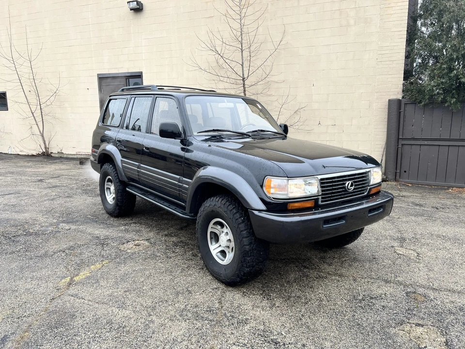 1996 Lexus LX 1st Gen - Image 12 of 31