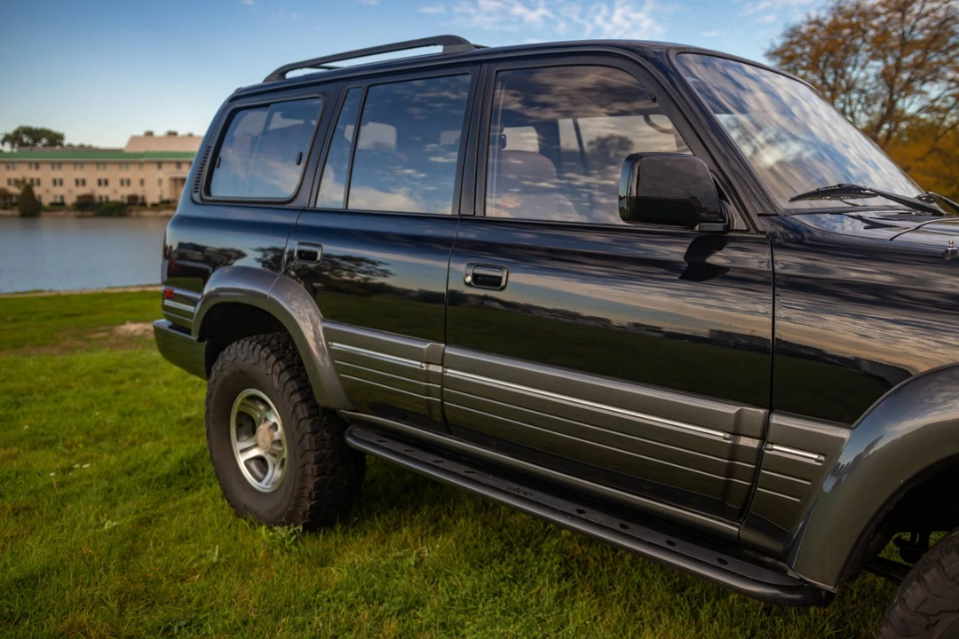 1996 Lexus LX 1st Gen - Image 25 of 31