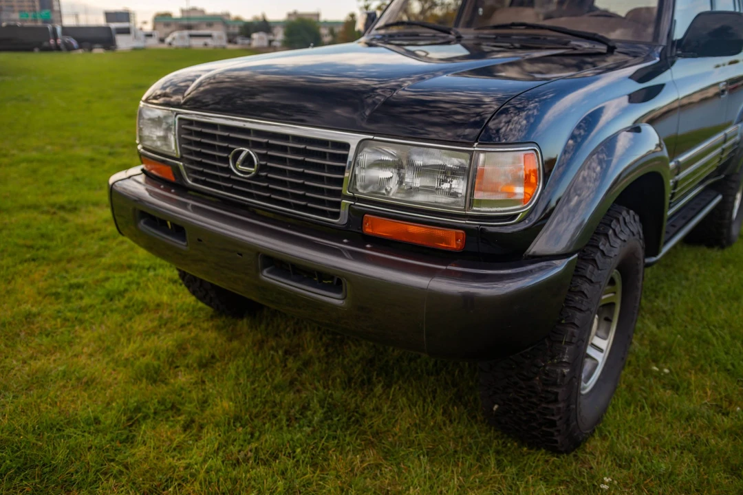 1996 Lexus LX 1st Gen - Image 29 of 31