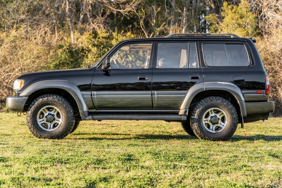 1996 Lexus LX 1st Gen - Image 2 of 31