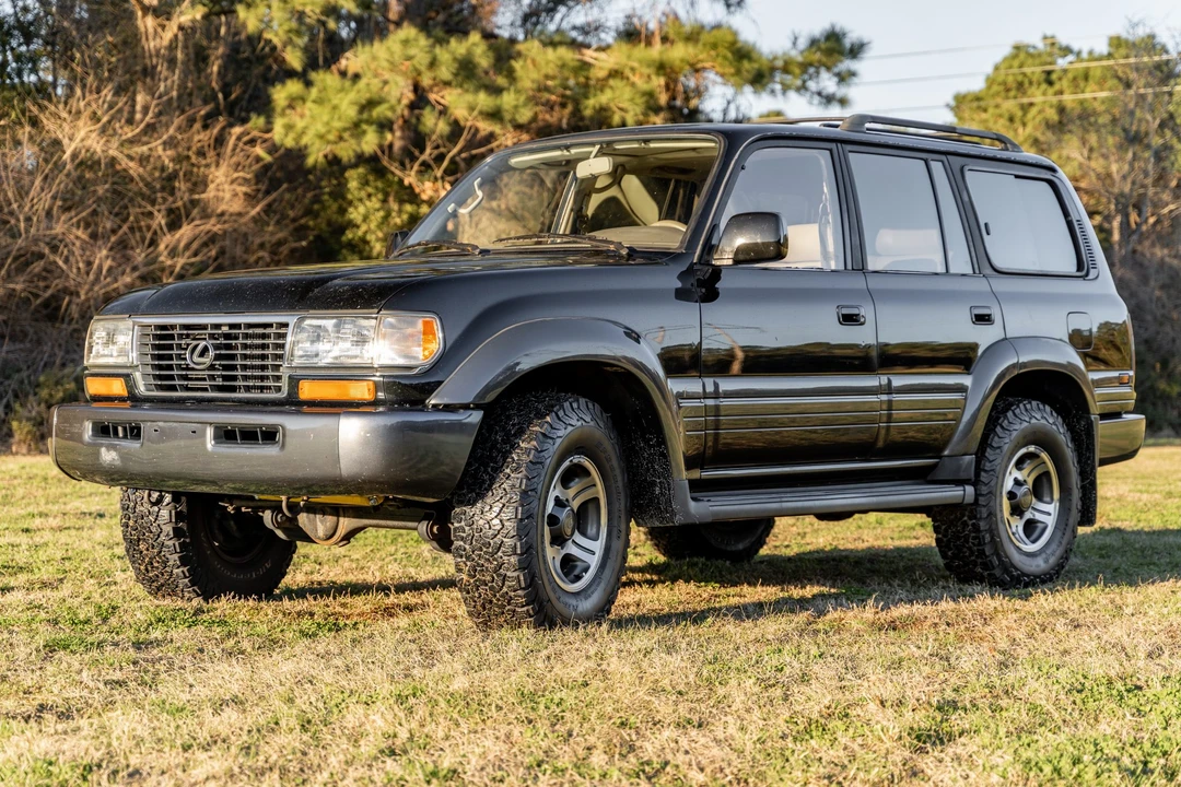 1996 Lexus LX 1st Gen - Image 3 of 31