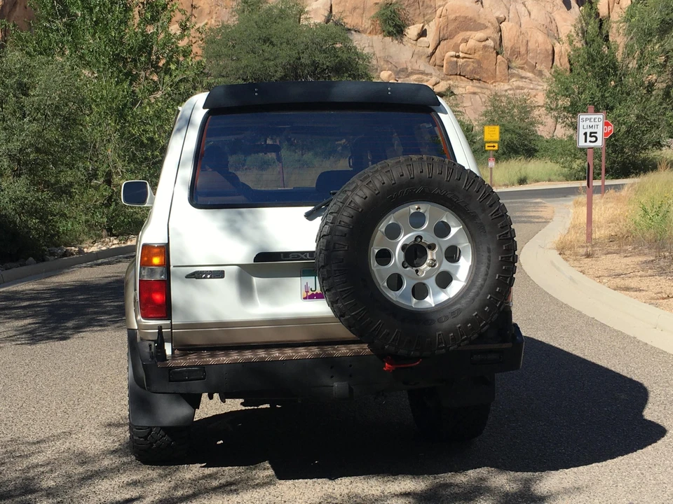 1996 Lexus LX 1st Gen - Image 10 of 31