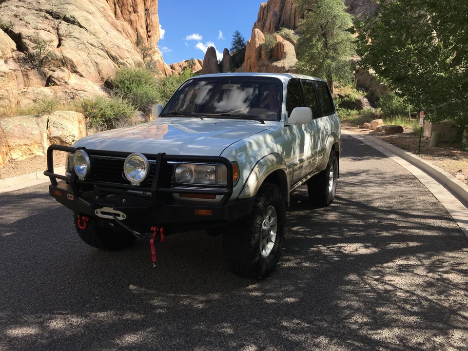 1996 Lexus LX 1st Gen - Image 2 of 31