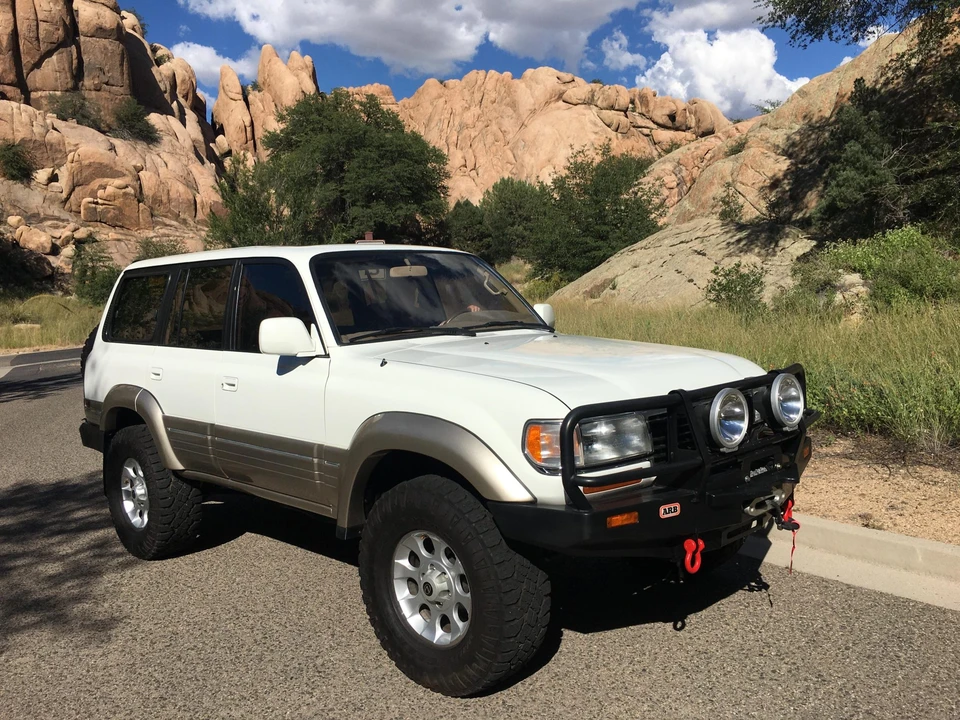 1996 Lexus LX 1st Gen - Image 6 of 31