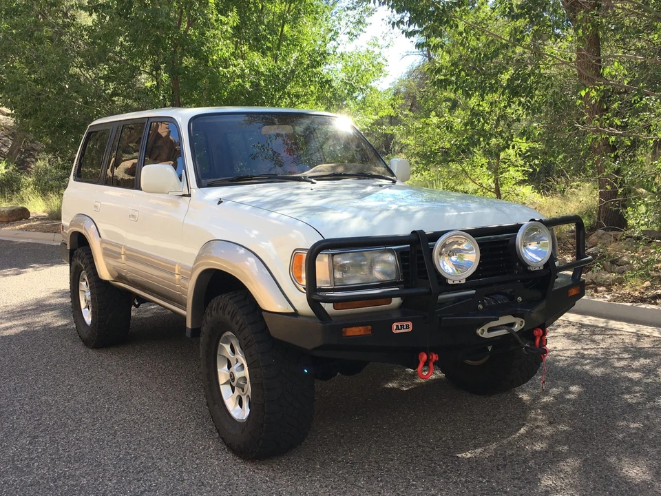 1996 Lexus LX 1st Gen - Image 5 of 31