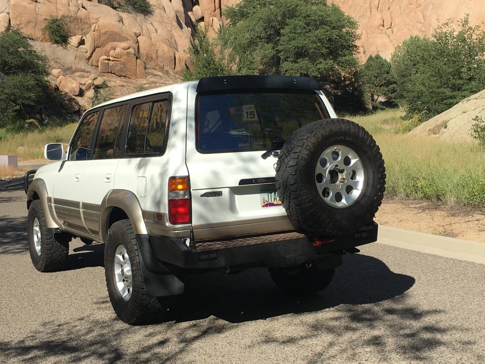 1996 Lexus LX 1st Gen - Image 11 of 31