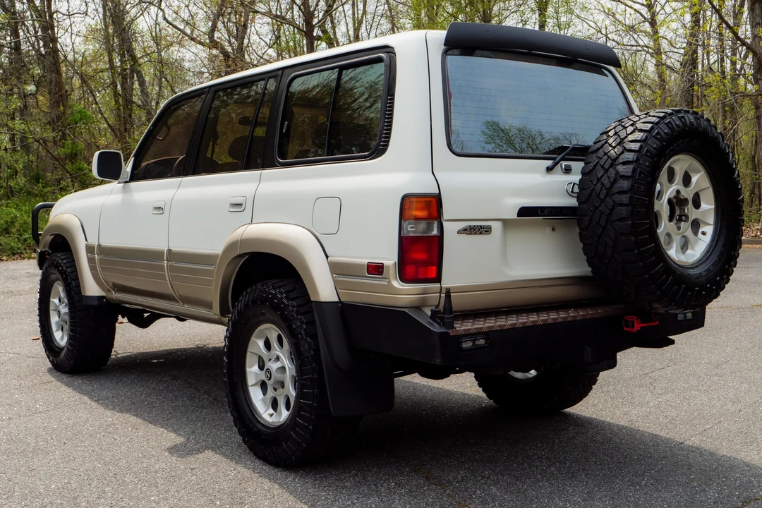 1996 Lexus LX 1st Gen - Image 12 of 31