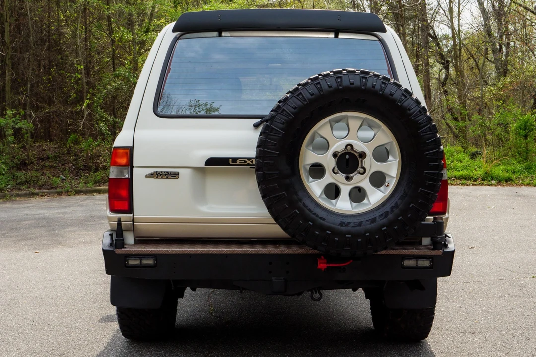 1996 Lexus LX 1st Gen - Image 10 of 31