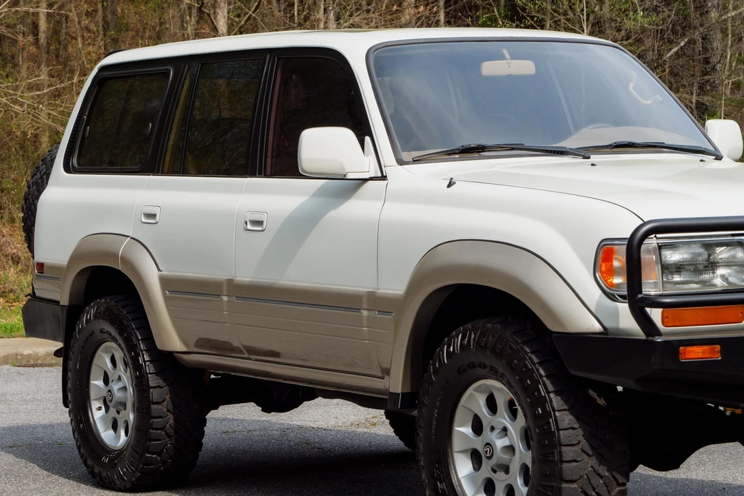 1996 Lexus LX 1st Gen - Image 15 of 31