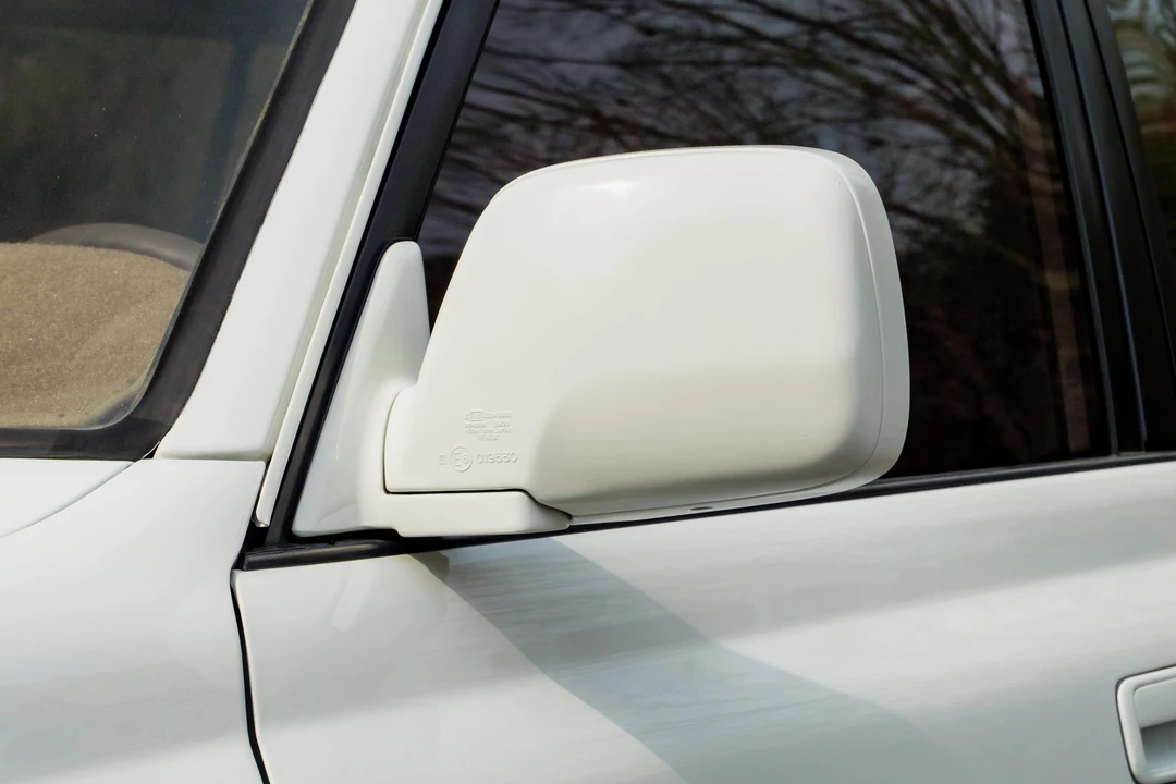 1996 Lexus LX 1st Gen - Image 24 of 31