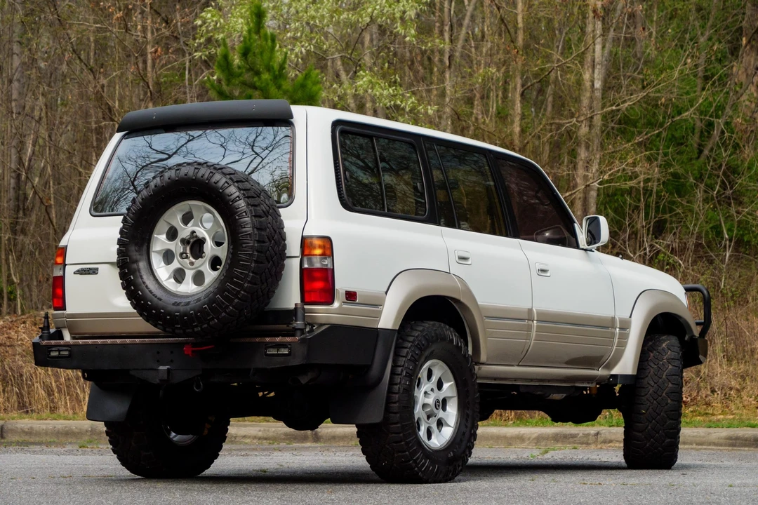 1996 Lexus LX 1st Gen - Image 8 of 31