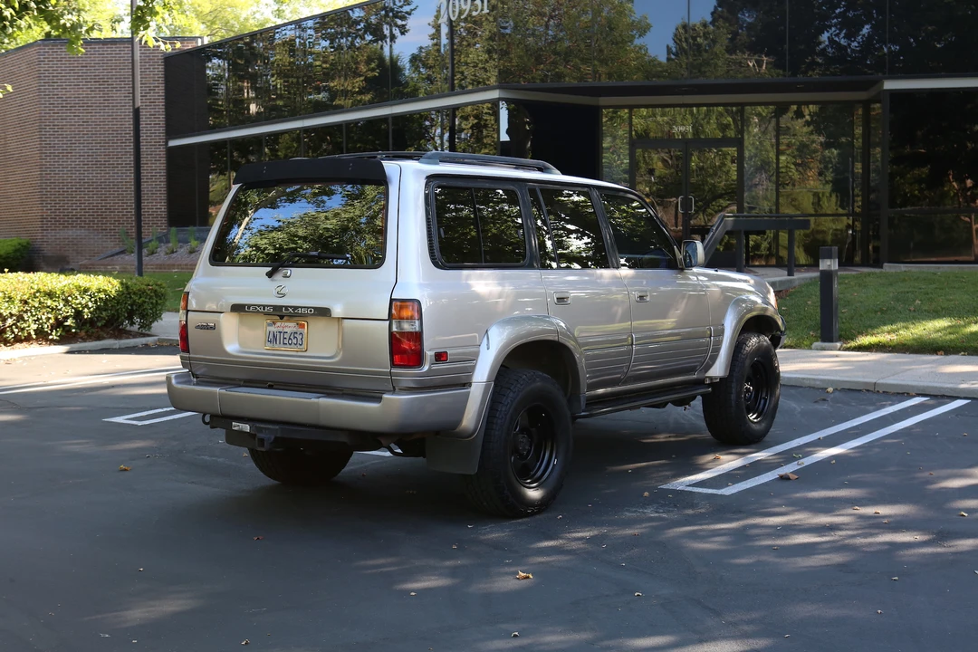 1996 Lexus LX 1st Gen - Image 17 of 31