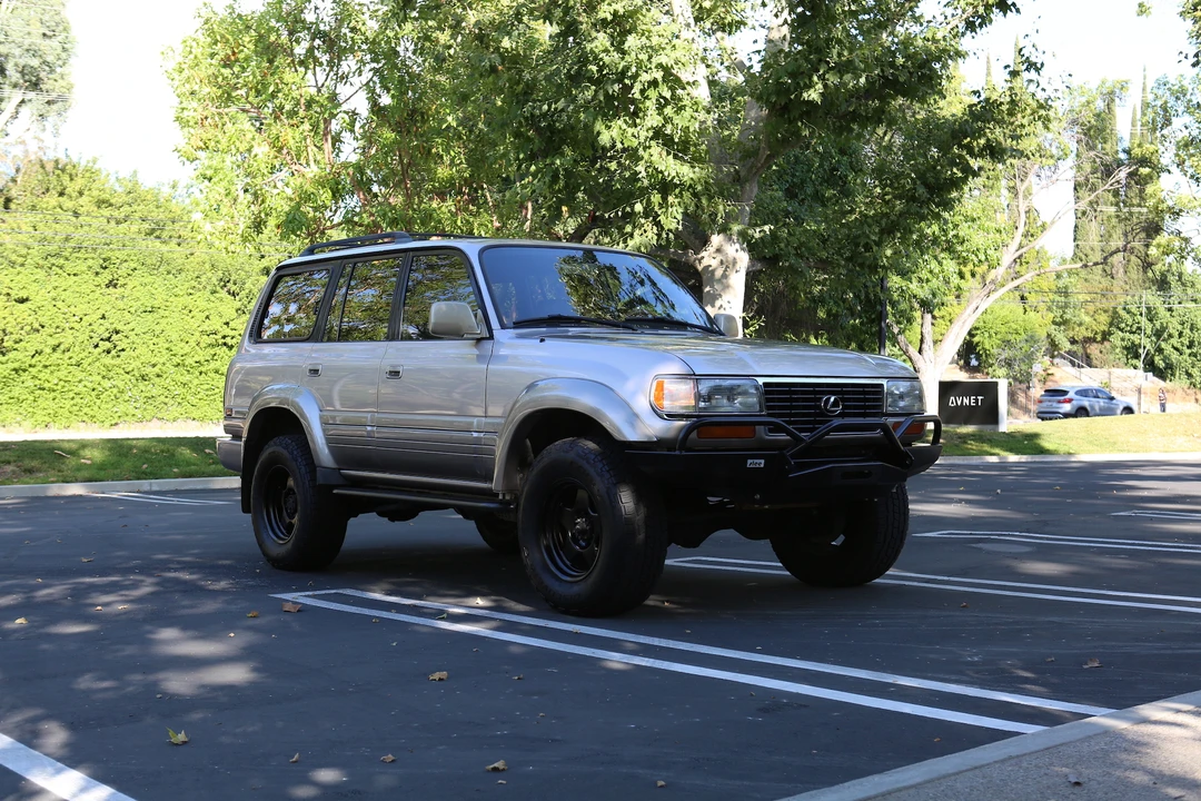 1996 Lexus LX 1st Gen - Image 10 of 31