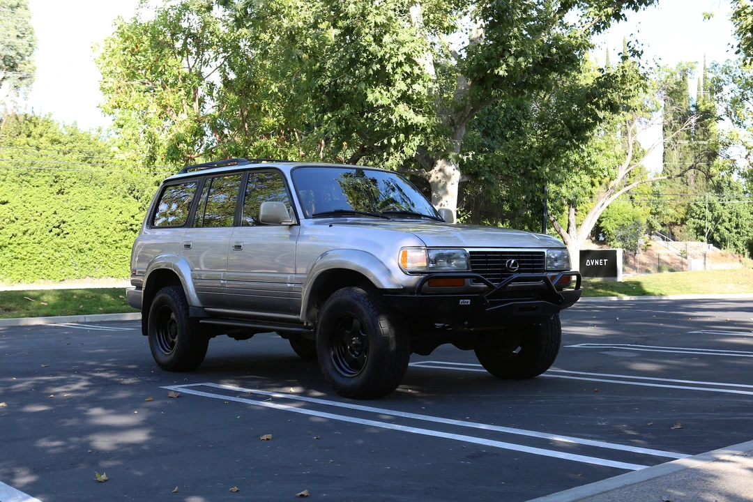 1996 Lexus LX 1st Gen - Image 9 of 31