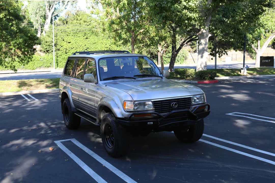1996 Lexus LX 1st Gen - Image 8 of 31