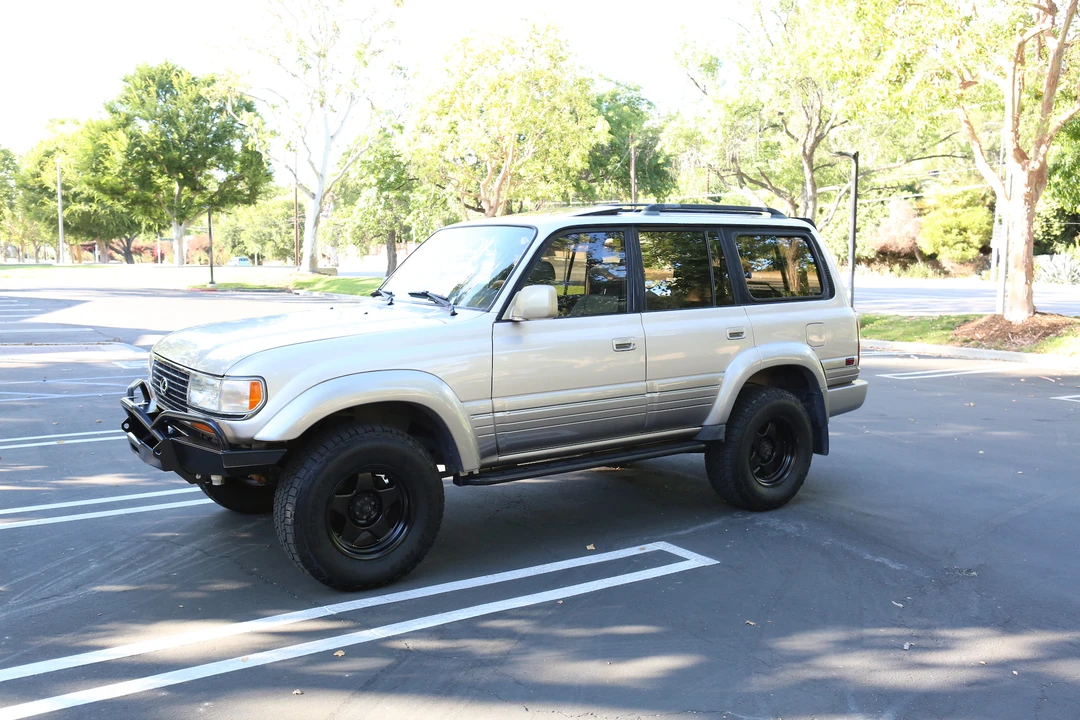 1996 Lexus LX 1st Gen - Image 29 of 31
