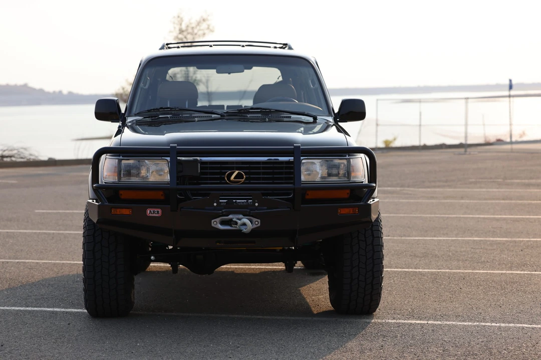 1996 Lexus LX 1st Gen - Image 7 of 31