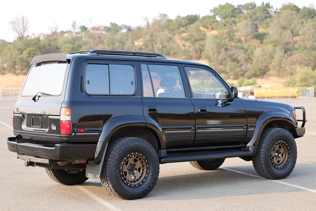 1996 Lexus LX 1st Gen - Image 13 of 31