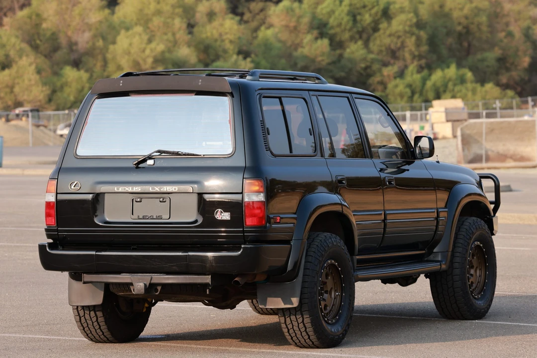 1996 Lexus LX 1st Gen - Image 15 of 31