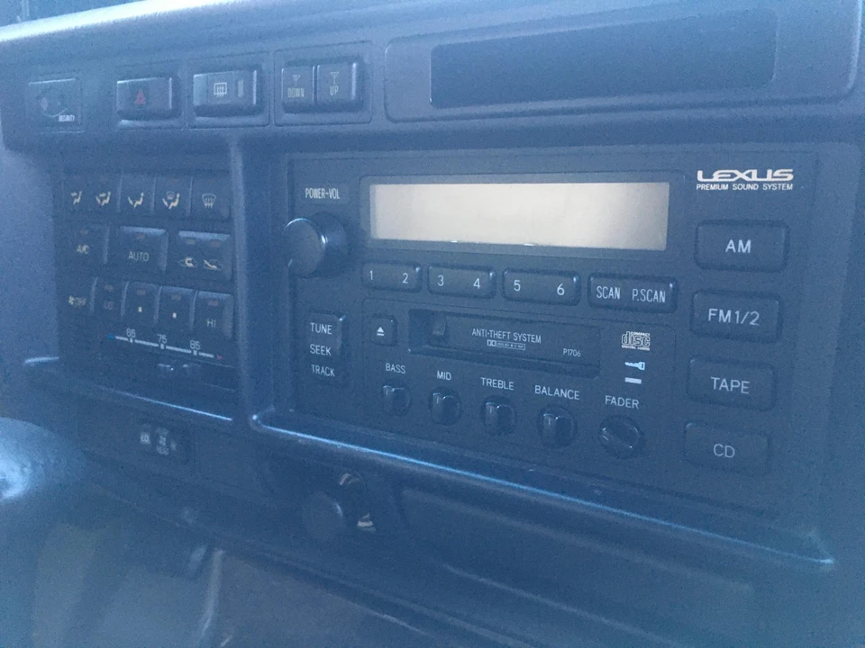 1996 Lexus LX 1st Gen - Image 30 of 31