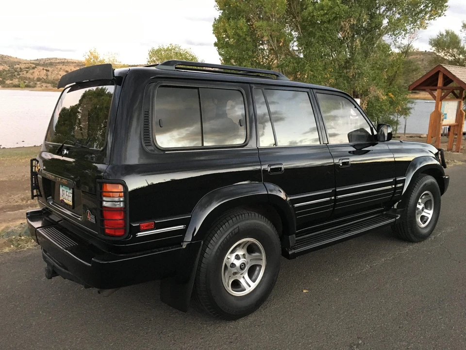 1996 Lexus LX 1st Gen - Image 8 of 31