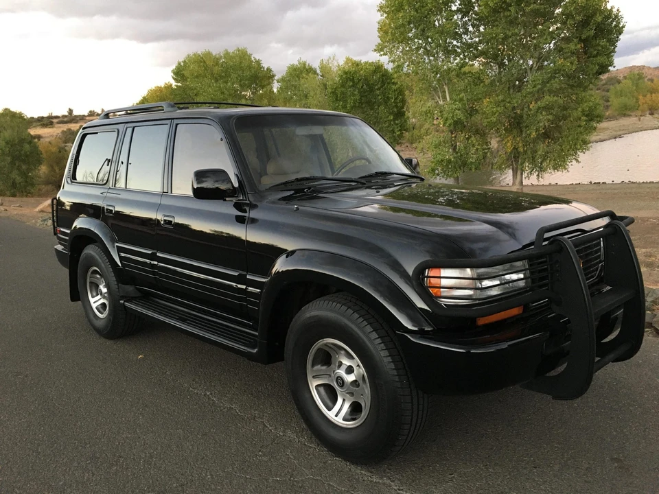 1996 Lexus LX 1st Gen - Image 10 of 31