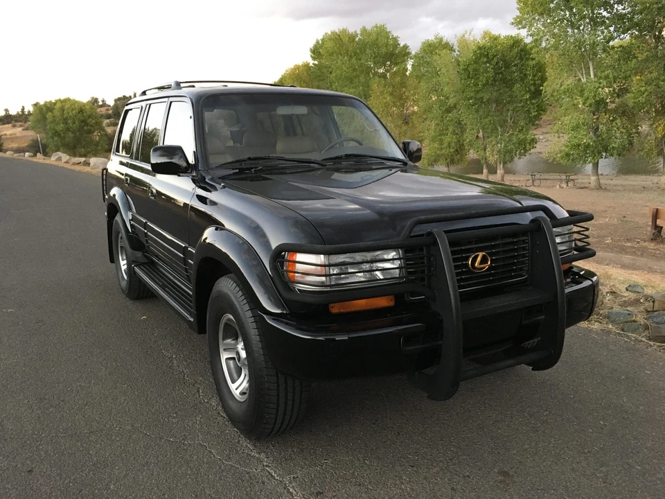 1996 Lexus LX 1st Gen - Image 11 of 31