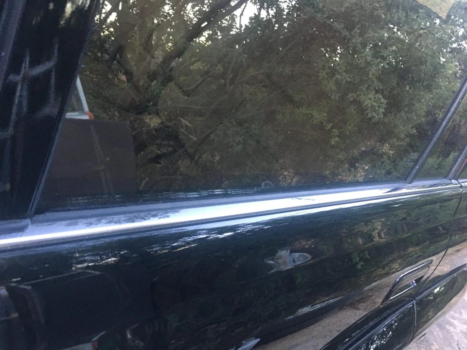 1996 Lexus LX 1st Gen - Image 17 of 31