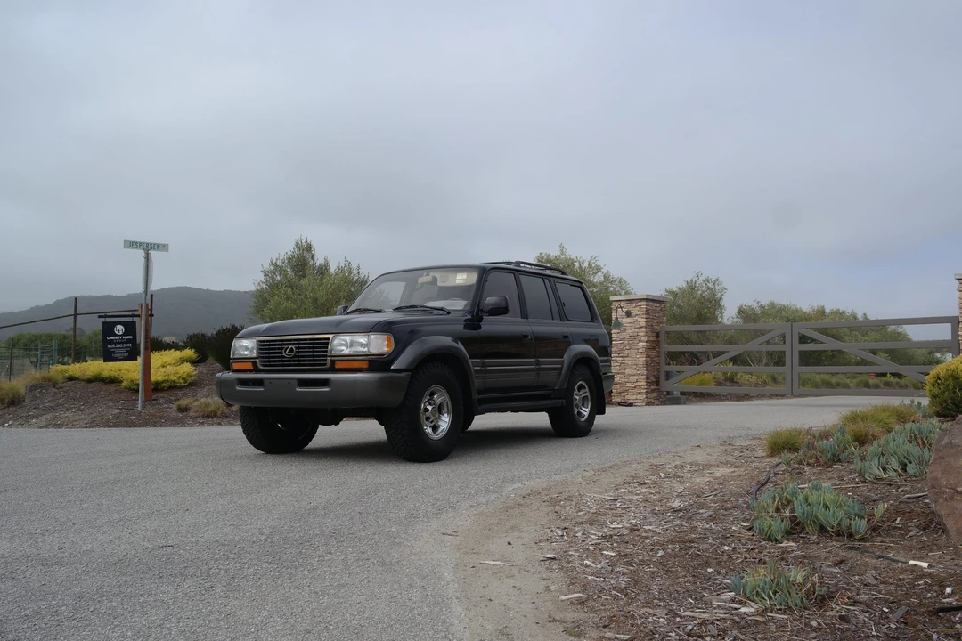 1996 Lexus LX 1st Gen - Image 12 of 31