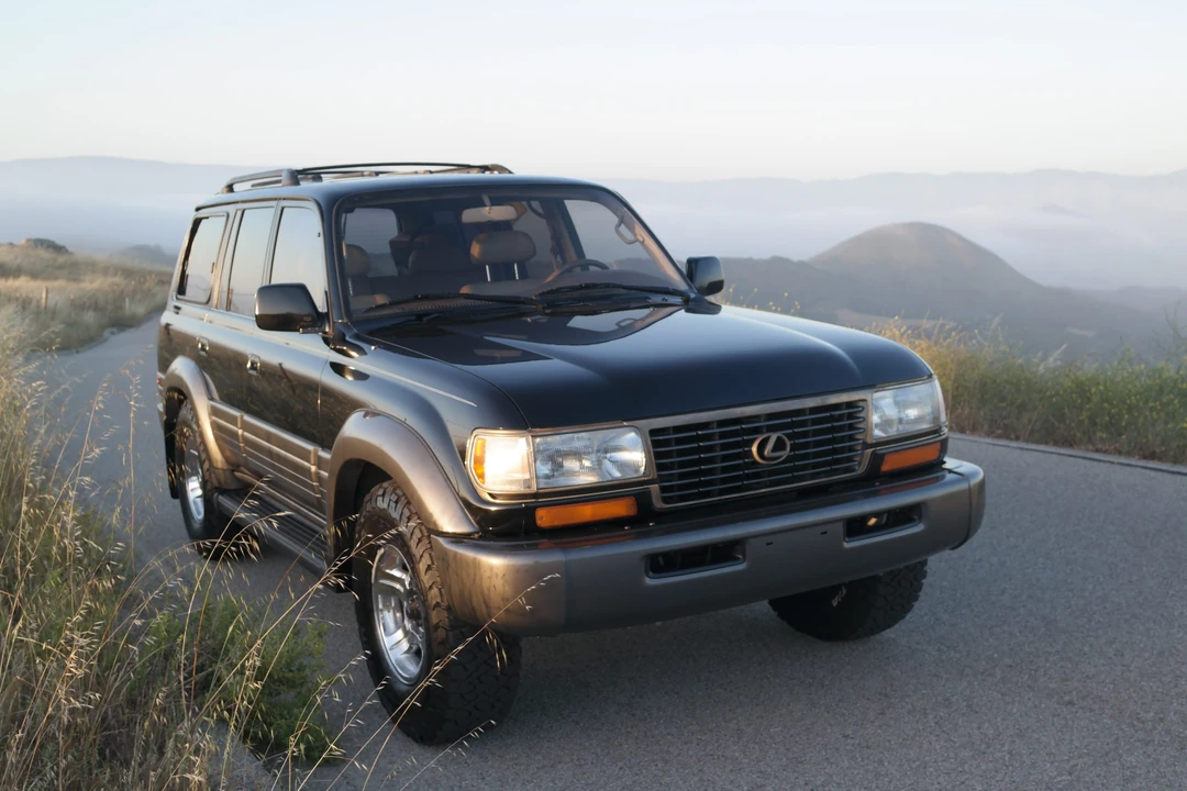 1996 Lexus LX 1st Gen - Image 2 of 31
