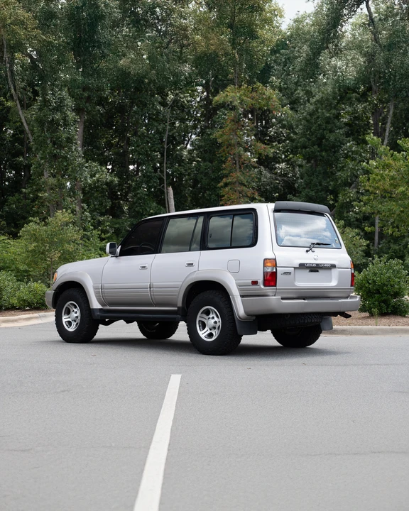 1996 Lexus LX 1st Gen - Image 9 of 31