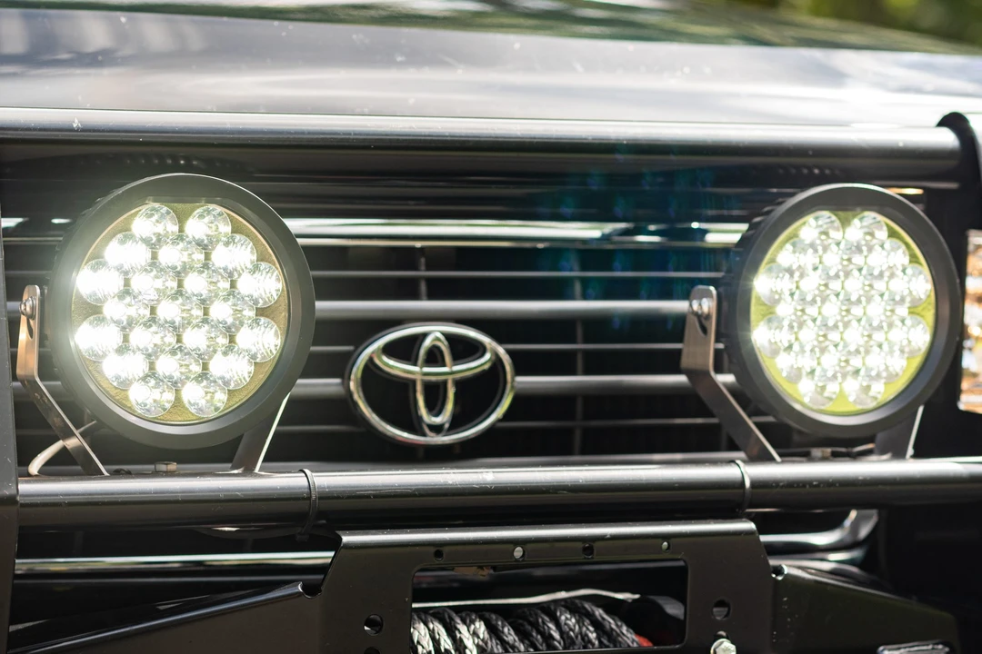 1996 Lexus LX 1st Gen - Image 24 of 31