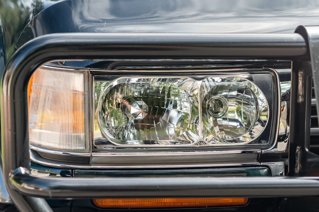 1996 Lexus LX 1st Gen - Image 20 of 31