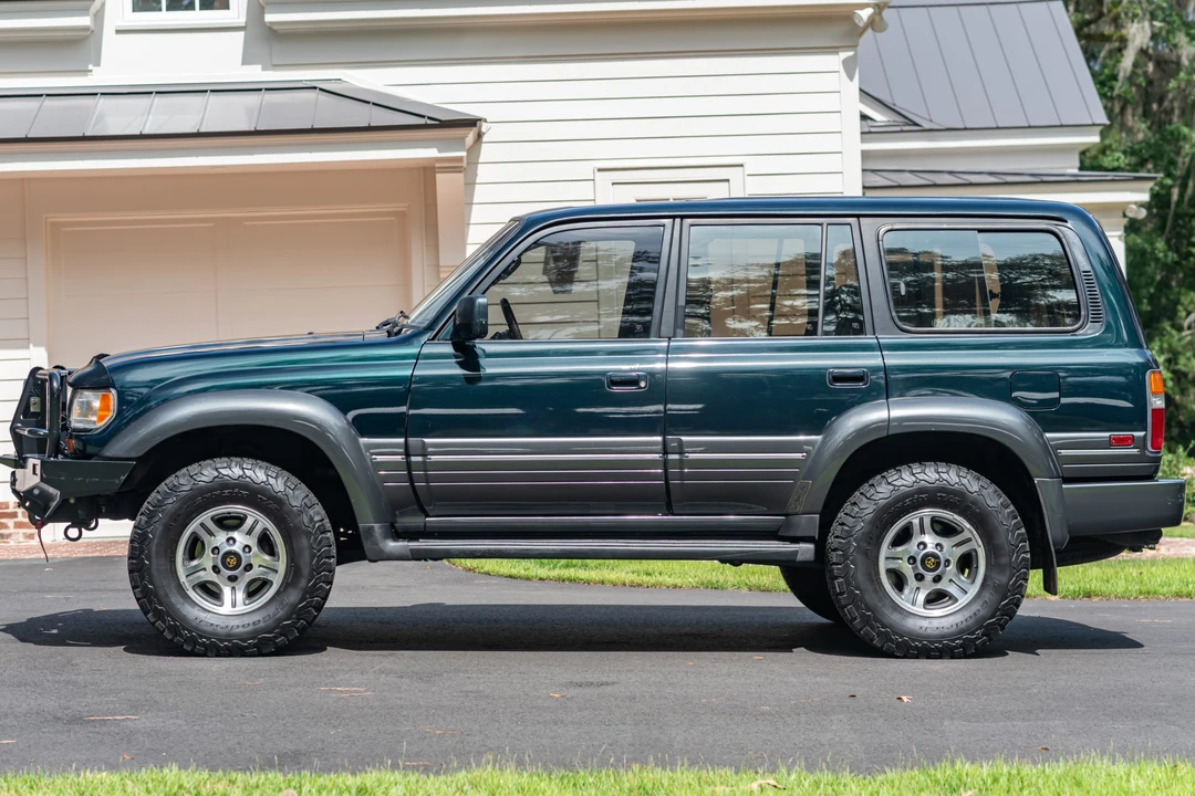 1996 Lexus LX 1st Gen - Image 8 of 31