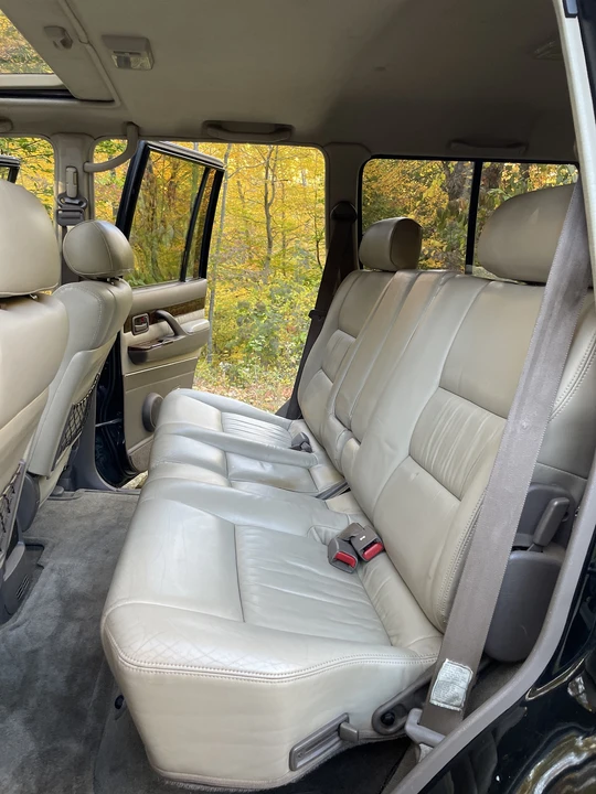 1996 Lexus LX 1st Gen - Image 27 of 31